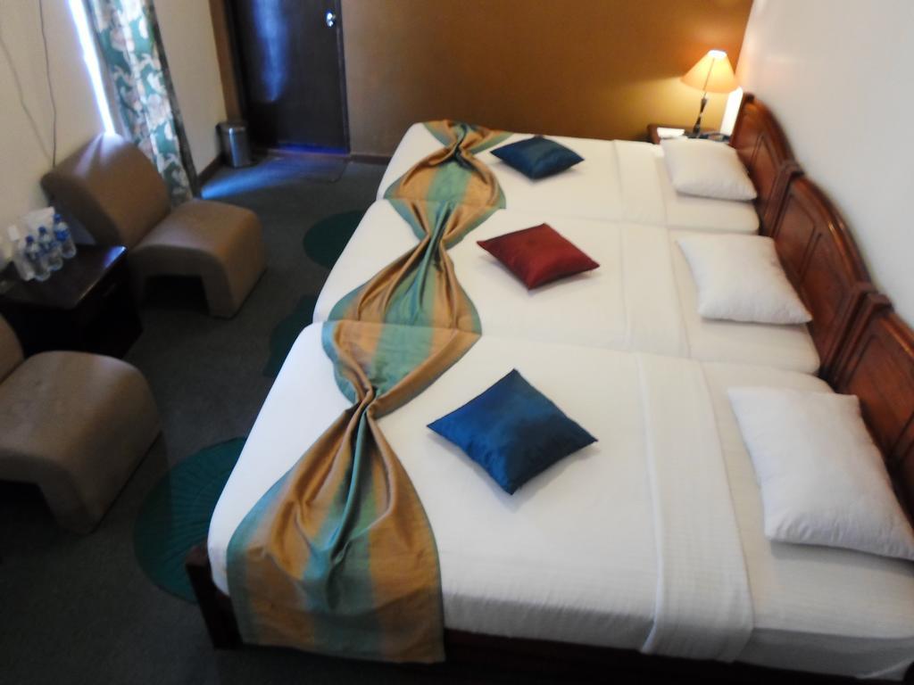 Binota Hotel Nuwara Eliya Værelse billede